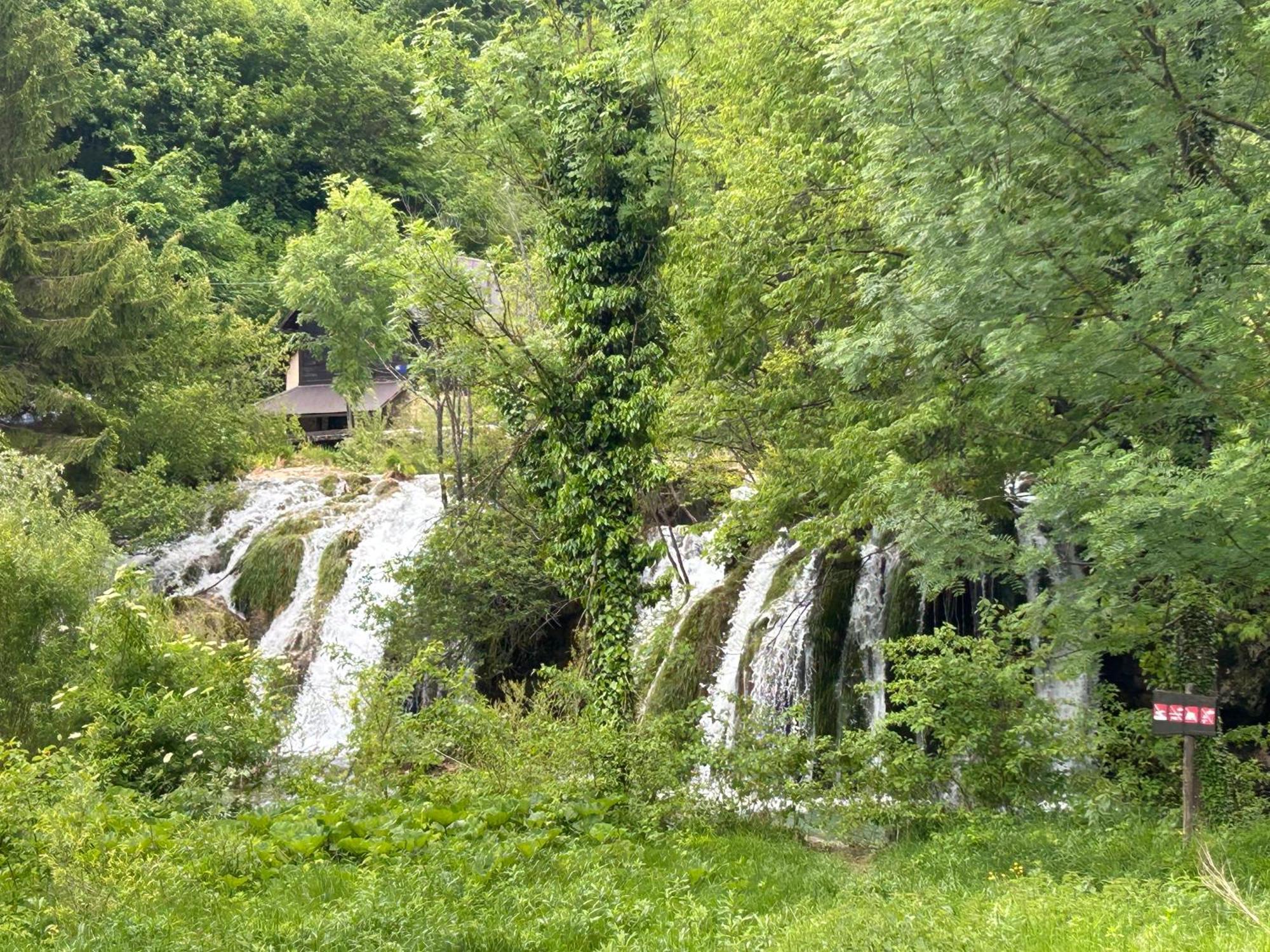 D.I.M. Holiday House Selište Drežničko Exterior foto