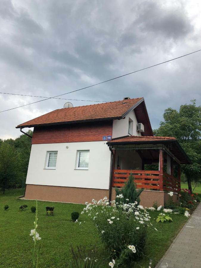 D.I.M. Holiday House Selište Drežničko Exterior foto